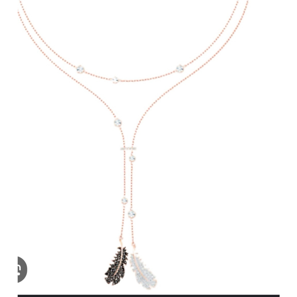 N41- Swarovski Naughty rose gold Necklace wrap jet